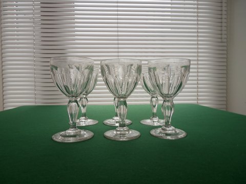 6 red wine glasses. Belgium, approximately 1920.