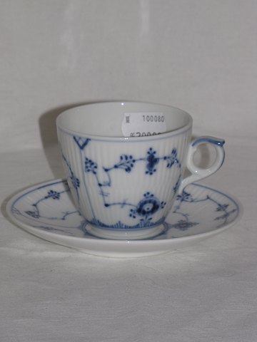 Blue Fluted Plain
Coffee Cup
Royal Copenhagen