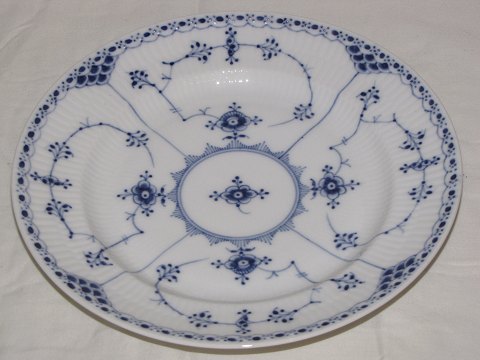 Blue Fluted Half Lace
Dining plate
Royal Copenhagen