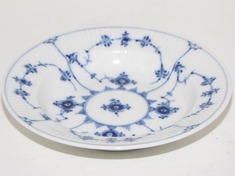 Blue Fluted Plain
Mini soup plate #172 14 cm.