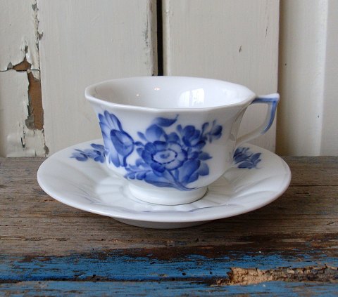 Royal Copenhagen Blue Flower coffee cup no. 8608