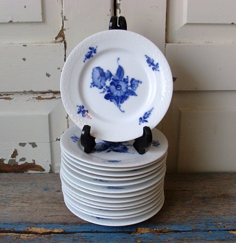 Royal Copenhagen Blue Flower bread plate no. 8092