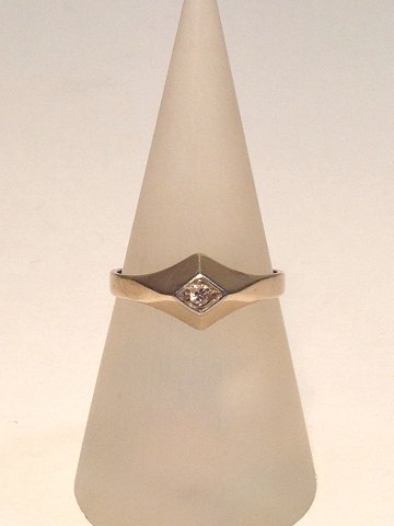 14k guldring m. brillant. Str. 57½