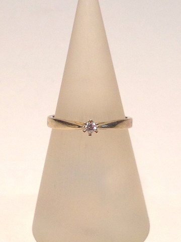 14k guldring m. brillant. Str. 55