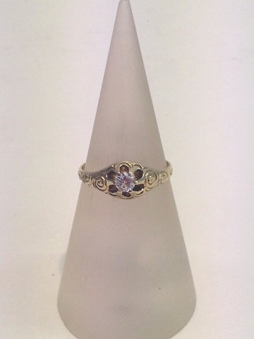 14k guldring m. brillant. Str. 52