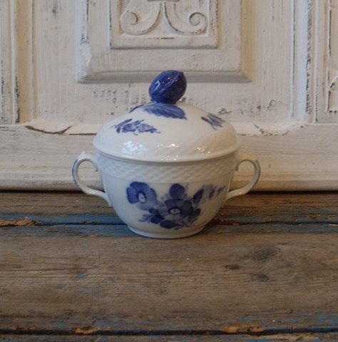 Royal Copenhagen Blue Flower sugar bowl no. 8142