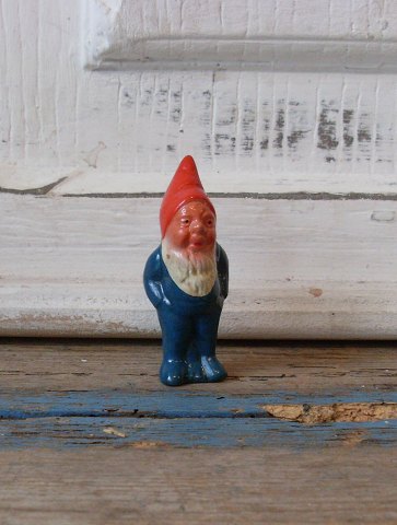 Gammel terrakotta nisse 7cm.