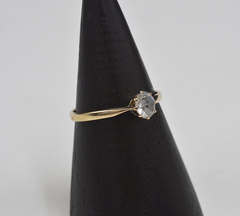 14k guldring m. diamant. Str. 55