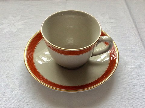 Aluminia
Coffee cup with saucer
*50DKK