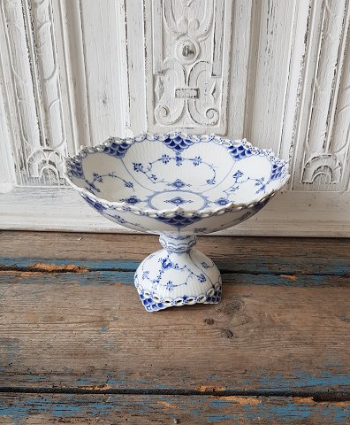 Royal Copenhagen Blue Fluted Full Lace dish on stand no. 1020
