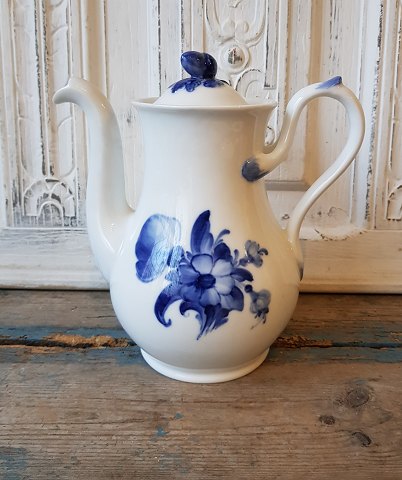 Royal Copenhagen Blue Flower coffee pot no. 8706