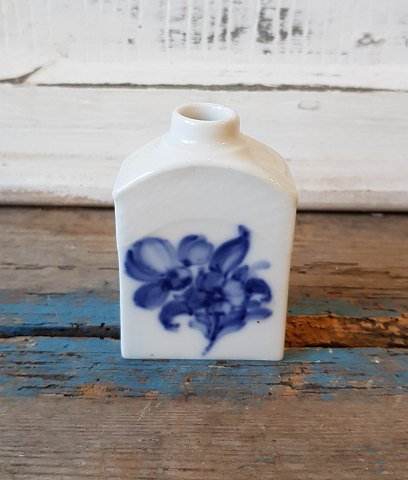 Royal Copenhagen  Blue Flower small tea box no. 8127