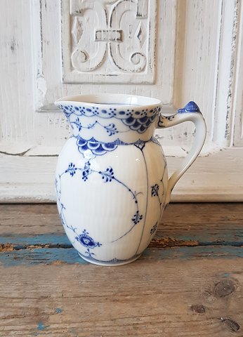 Royal Copenhagen Blue flutet half lace - small jug no. 561