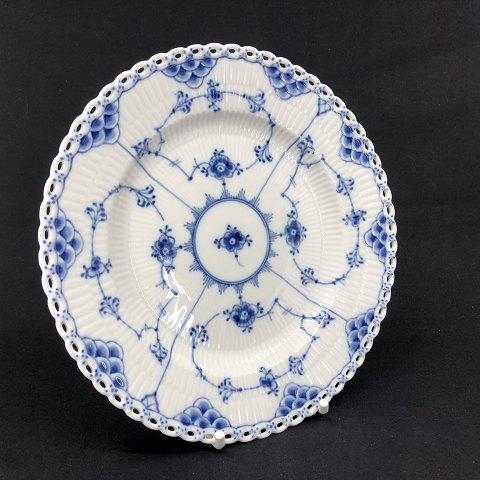 Blue Fluted Full Lace dinner plate, 23.5 cm.
