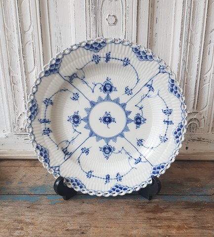 Royal Copenhagen Blue Fluted Full Lace Dinner Plate no. 1084 - 25 cm.