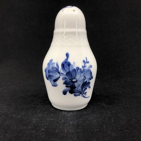 Blue Flower Braided salt shaker
