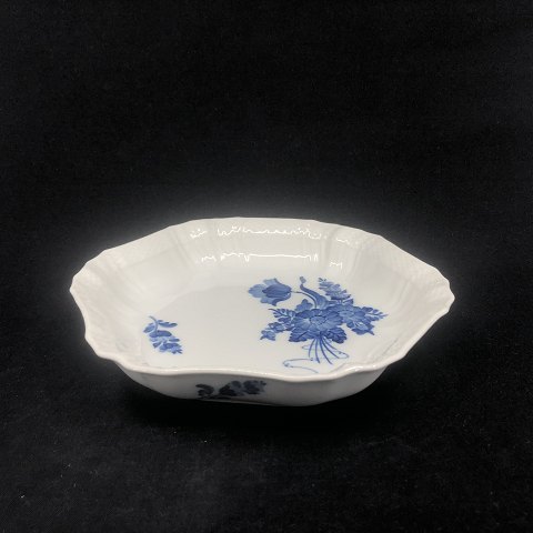 Blue Flower Curved dish

