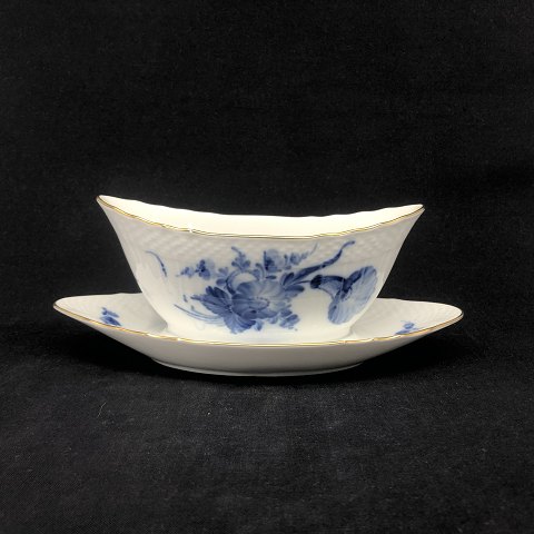 Blue Flower Curved gravy boat with gold
