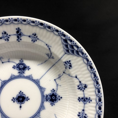Blue Fluted Half Lace deep plate, 1898-1923
