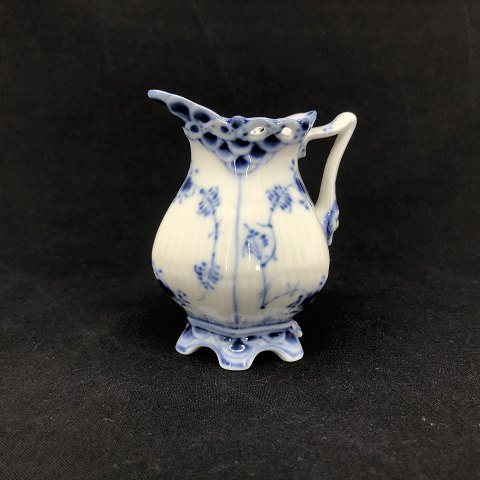 Small Blue Fluted Full Lace creamer
