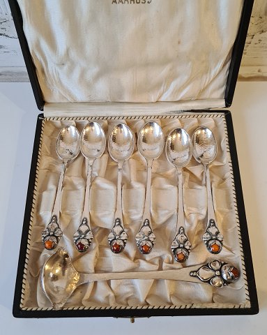 item no: 435828