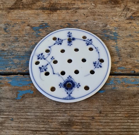 Royal Copenhagen Blue Fluted dripping grate for butter jug no. 6 - 1889-1894