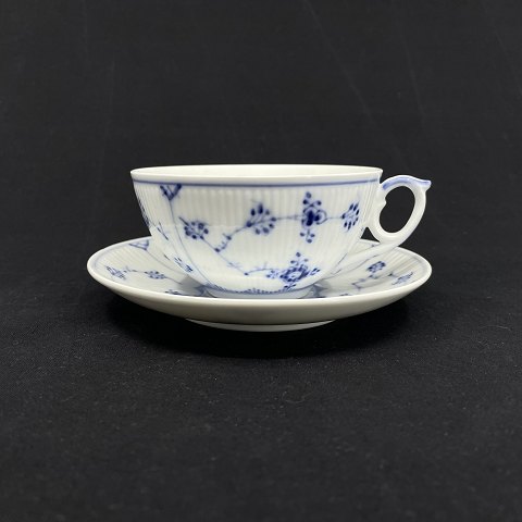 Large Blue Fluted Plain tea cup, 3. assortment.