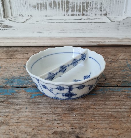 Royal Copenhagen Blue Fluted fluted ash bowl with stick No. 1