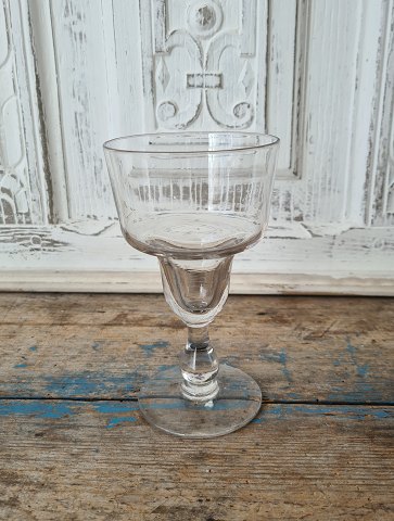 Absintglas fra starten af 1900tallet