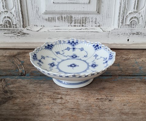 Royal Copenhagen Blue Fluted full lace bowl no. 1023
