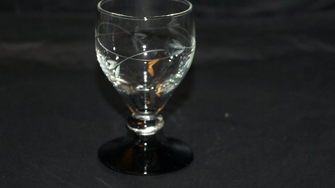 Snapseglas Ranke glas fra Holmegaard
Højde 6,9 cm