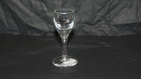 Snapse glas #Urania Lyngby Glas
Højde 9,3 cm
SOLGT