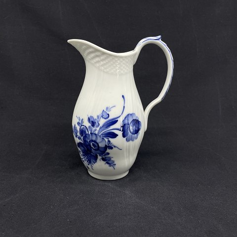Blue Flower Curved pitcher
