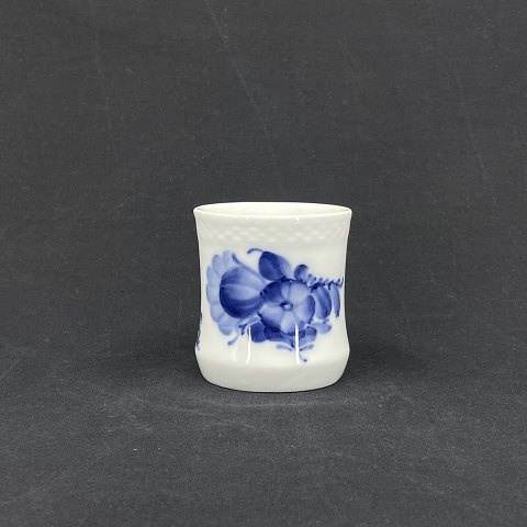 Small Blue flower braided vase
