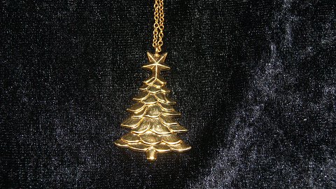 Georg Jensen Year # 1998 Ornament
Motif: Christmas tree
SOLD