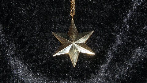 Georg Jensen Year # 2010 Ornament
Motif: Star
Gold plated
SOLD