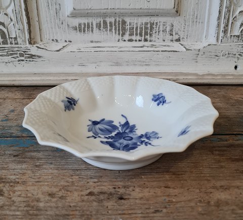 Royal Copenhagen Blue Flower bowl no. 8008