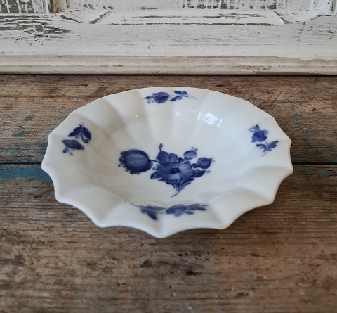 Royal Copenhagen Blue Flower bowl no. 8555
