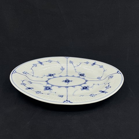 Blue Fluted Plain dish, 1898-1923
