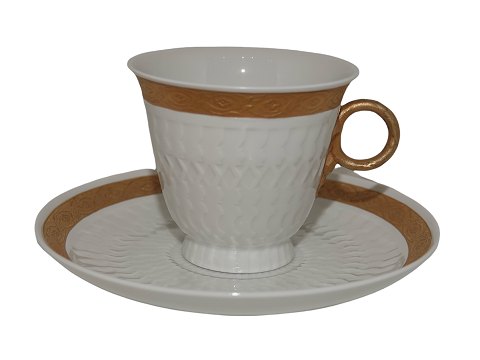 Gold Fan
Coffee cup