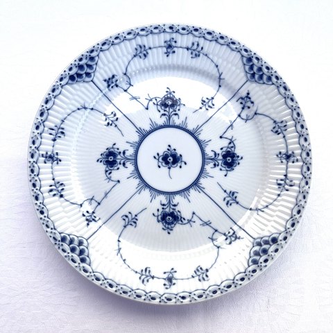 Royal Copenhagen
Blue fluted
Half blonde
Dinner plate
# 625
* 450 DKK