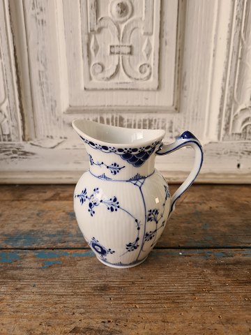 Royal Copenhagen Blue Fluted half-lace large cream jug No. 523