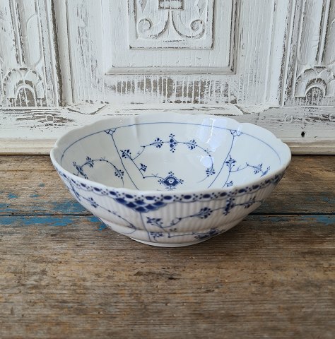 Royal Copenhagen Blue Fluted half-lace rare bowl with wavy edge no. 717