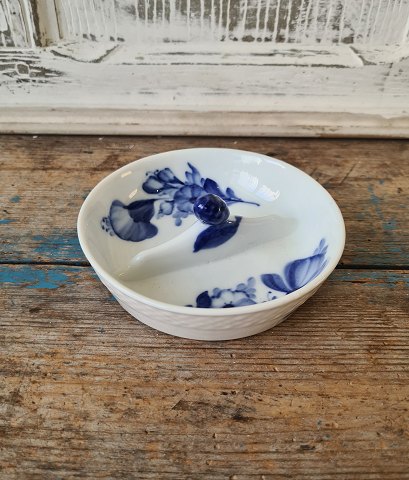 Royal Copenhagen Blue Flower dish no. 8255