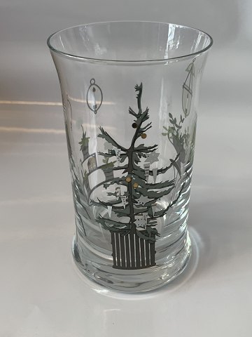 Holmegaard Christmas #Waterglass year #2008
Designed by Jette Frölich
H: 12 cm Ø: 7.5 cm.
SOLD