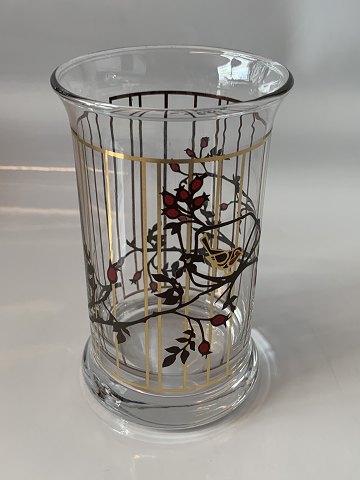 Holmegaard Christmas #Waterglass year #2004
Designed by Jette Frölich
H: 12 cm Ø: 7.5 cm.
SOLD