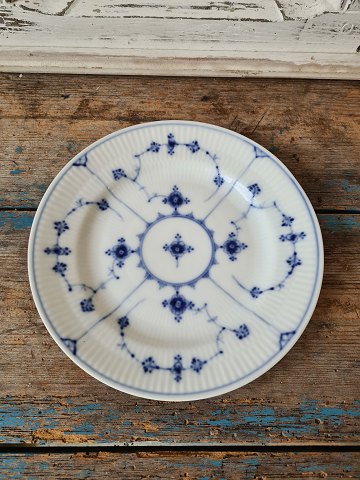 Royal Copenhagen Antique Blue fluted lunch plate similar to No. 178 - 21 cm.