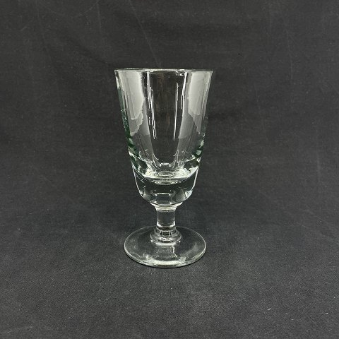 Thick porter glass from the beginning of the 20th century