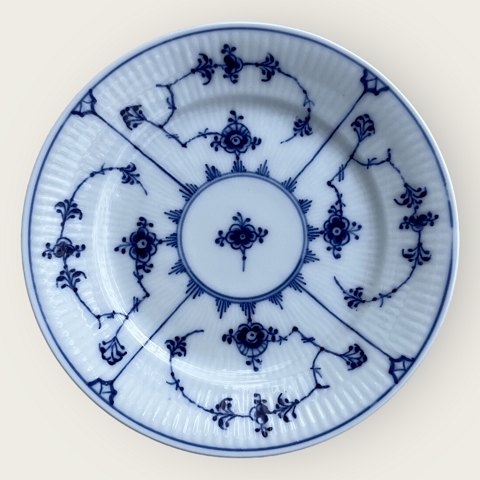Royal Copenhagen
Blue fluted
Plain
Cake plate
#1/300
*DKK 80