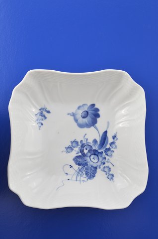 Royal Copenhagen  Blue flower curved  Potato bowl 1522